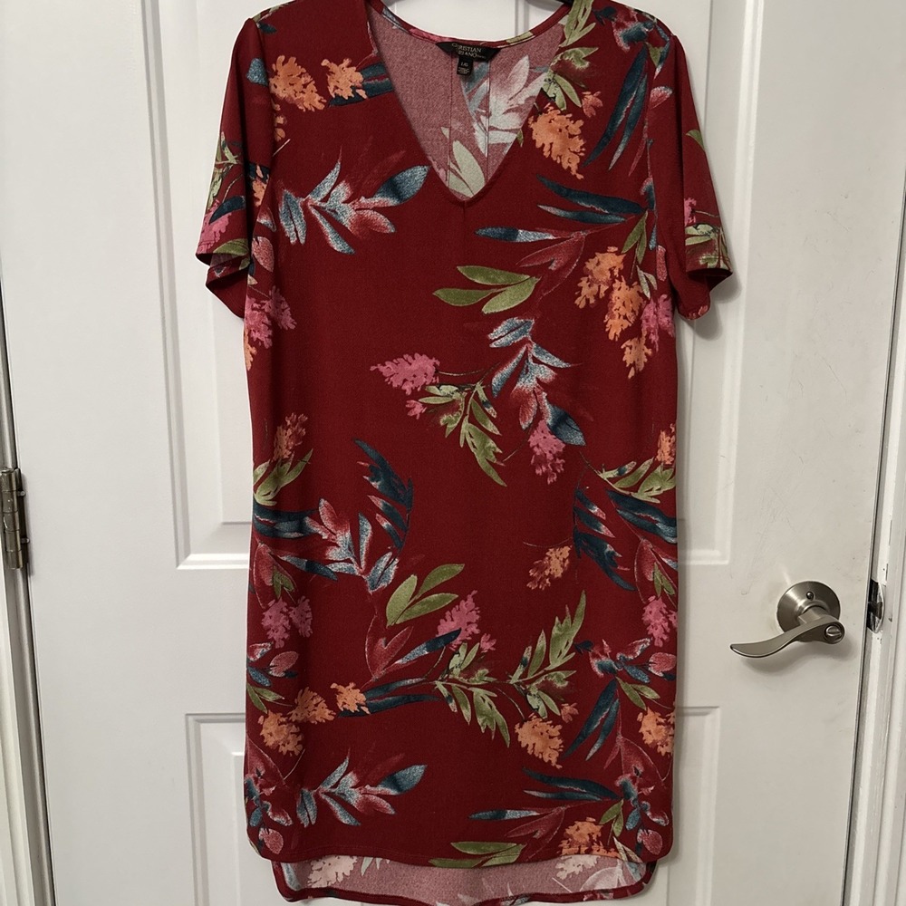 Christian Siriano NY Size Large Red Floral Short Sleeve Shift Dress